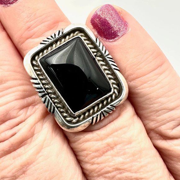 Native American Eugene Belone Sterling Silver Black Onyx Ring Size 7